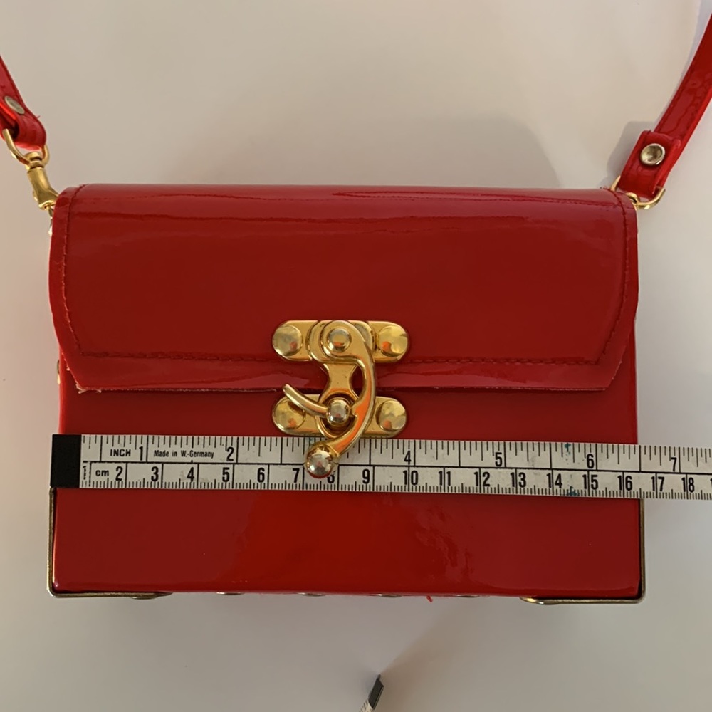 VINTAGE | Box Purse - Picture 12 of 12